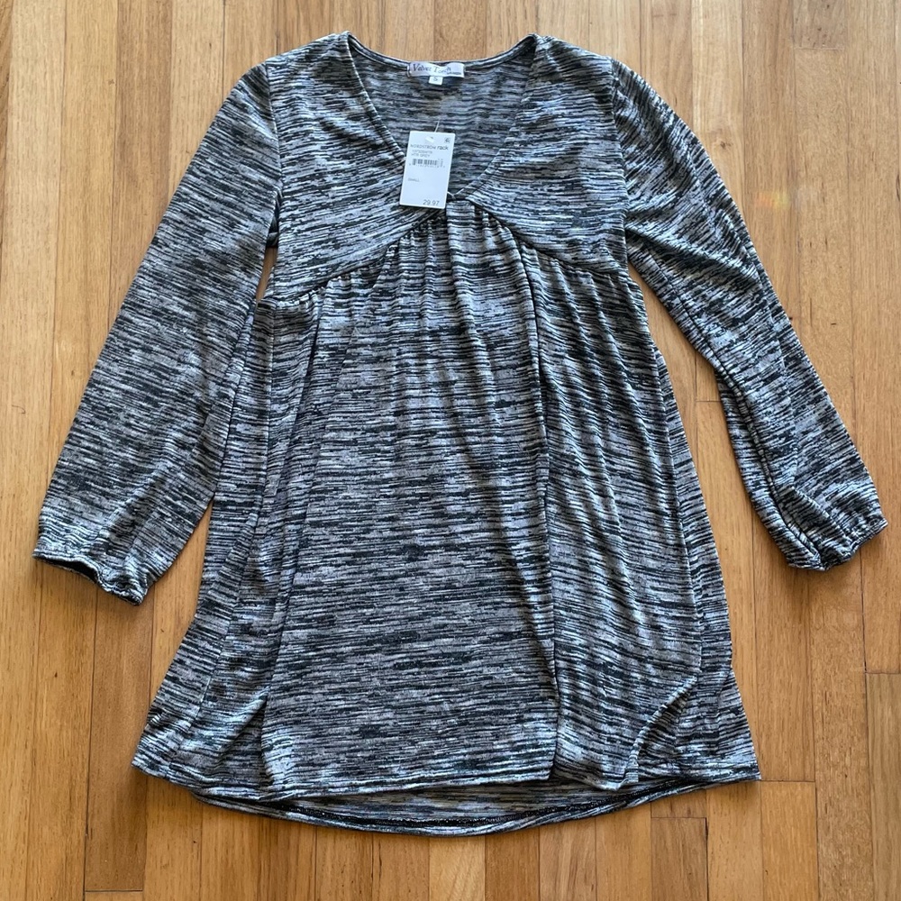 Velvet Torch Women’s Sweater Small